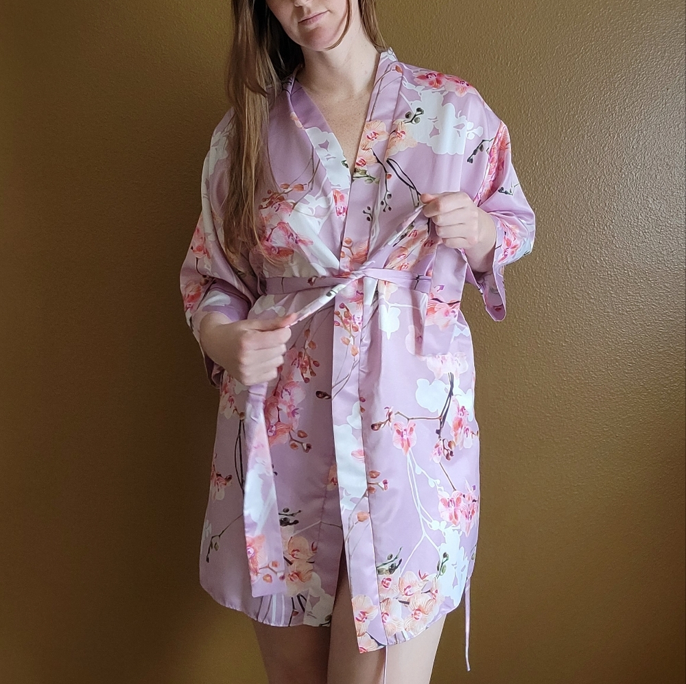 Flora Nikrooz Floral Robe - Picture 3 of 6